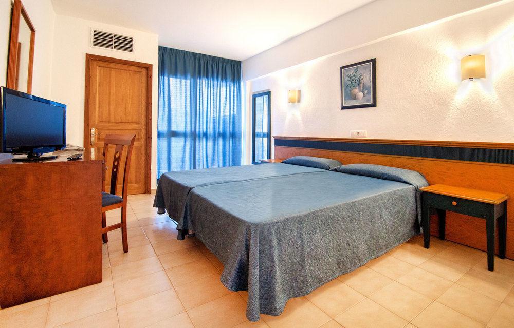 Bluesea Cala Millor Hotel Exterior photo
